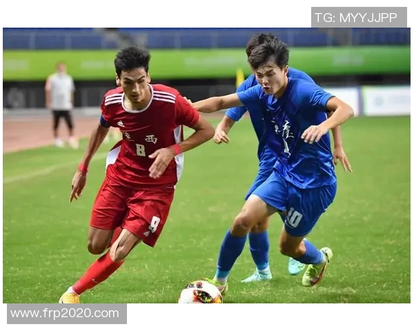 高清男足球员头像精选，展现球场英姿与个人魅力的经典瞬间